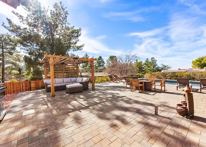 Villa Scenery With Amazing Red Rock Views, Pool, And Game *