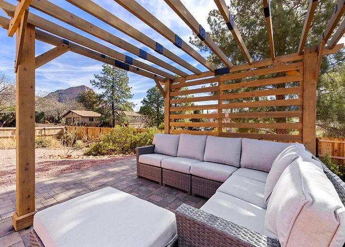 Scenery With Amazing Red Rock Views, Pool, And Game Villa