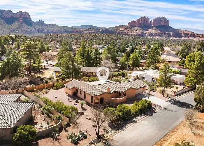 Scenery With Amazing Red Rock Views, Pool, And Game Sedona
