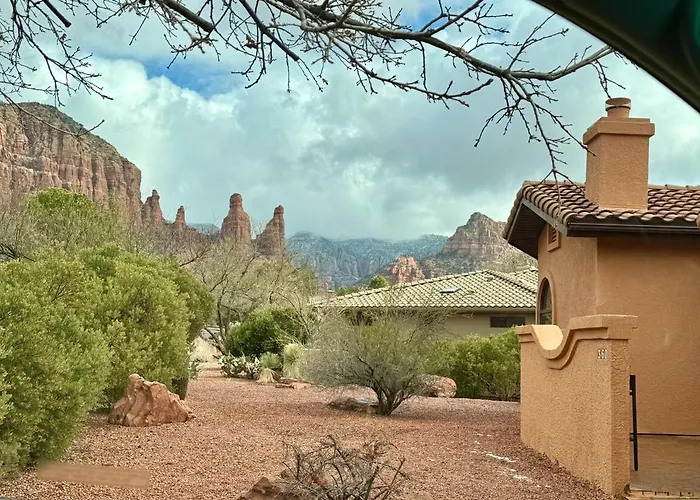 Villa Scenery With Amazing Red Rock Views, Pool, And Game Sedona