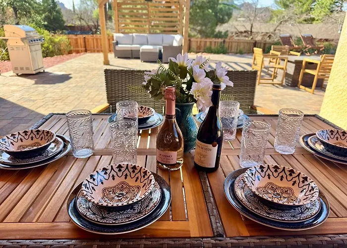 Villa Scenery With Amazing Red Rock Views, Pool, And Game Sedona